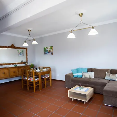 'castra View' In Apartment
