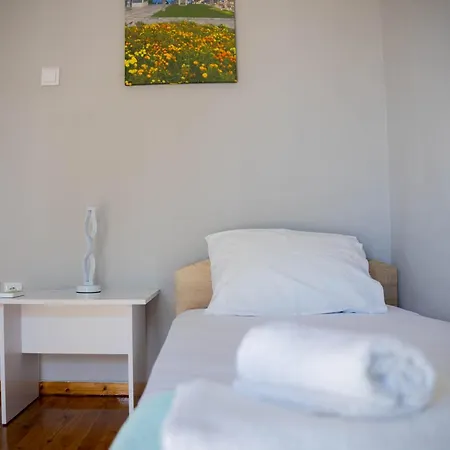 'castra View' In