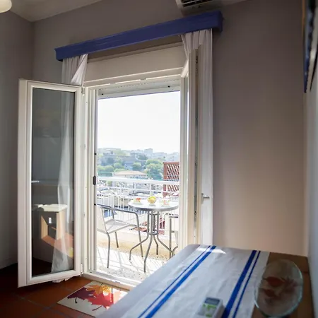 'castra View' In *