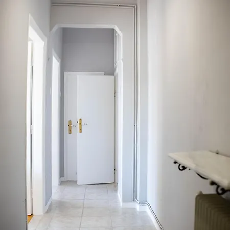 'castra View' In Apartment *