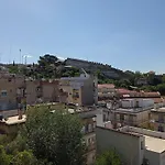 'castra View' In